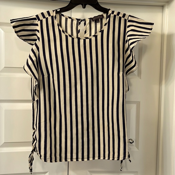 Luxology Tops - Ruffled sleeve denim and off white stripped blouse.